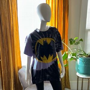 Junk Food Clothing Purple & Black Tie-Dye Batman Logo Tee